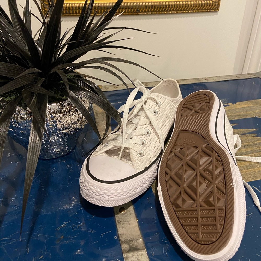 Converse runners